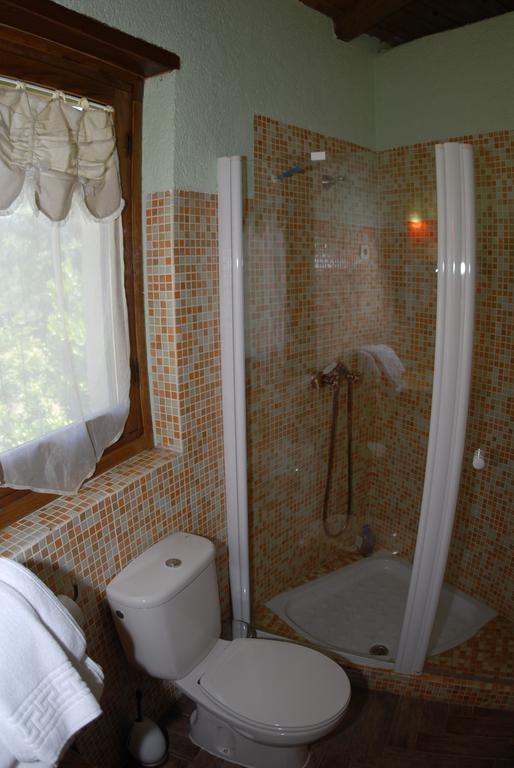 Apartamentos Rurales Ecopangea Valverde de la Vera Chambre photo